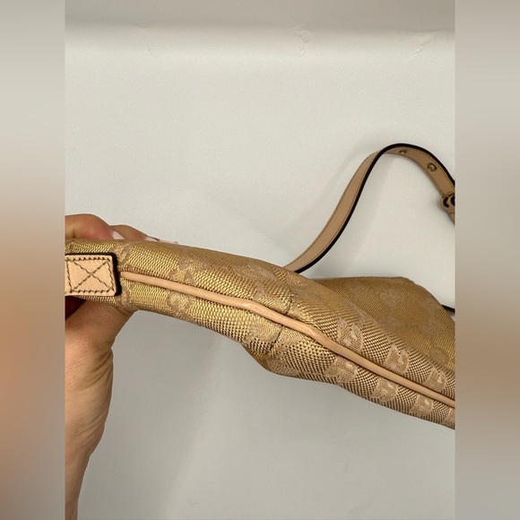 Gucci Pochette boat Shoulder Bag - Picture 12 of 16